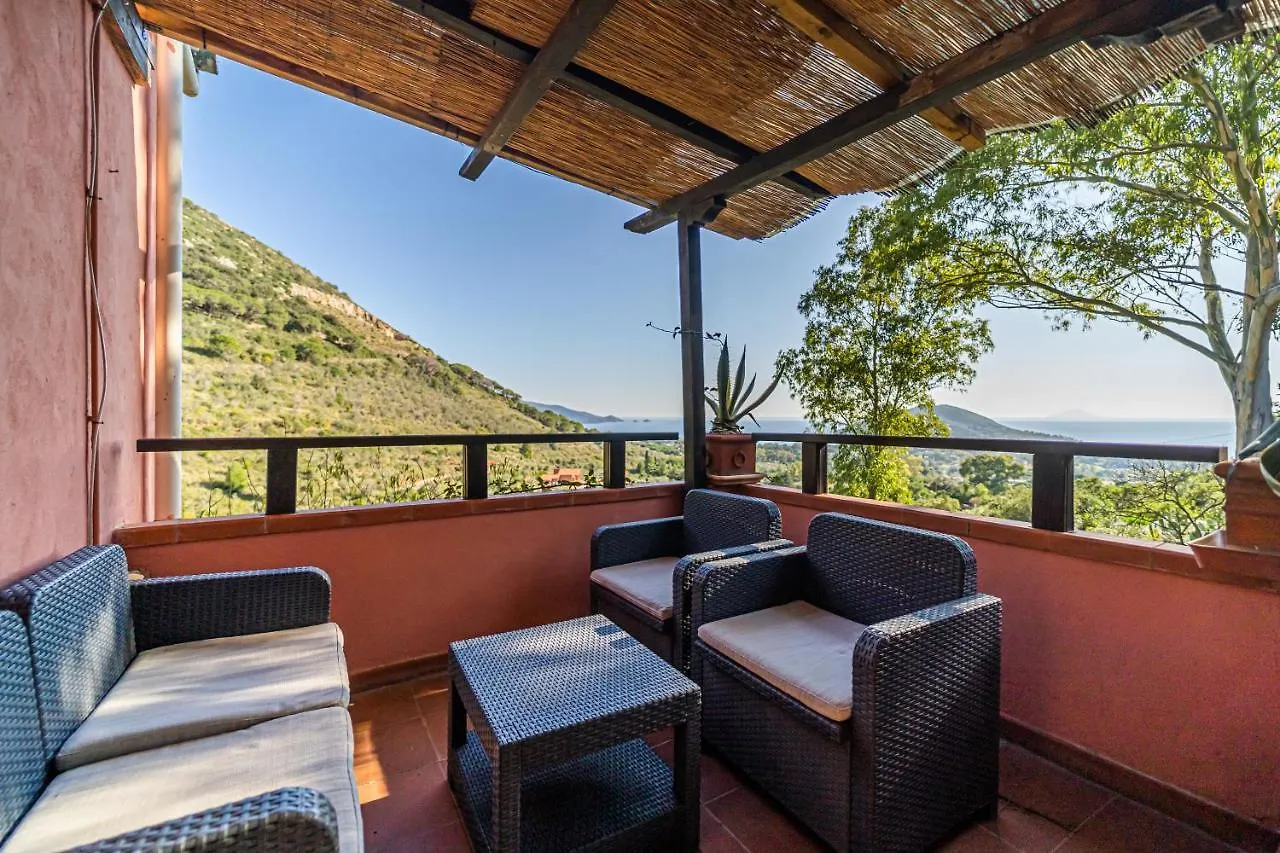 Casa Pucci Daire Lacona 0*,  İtalya